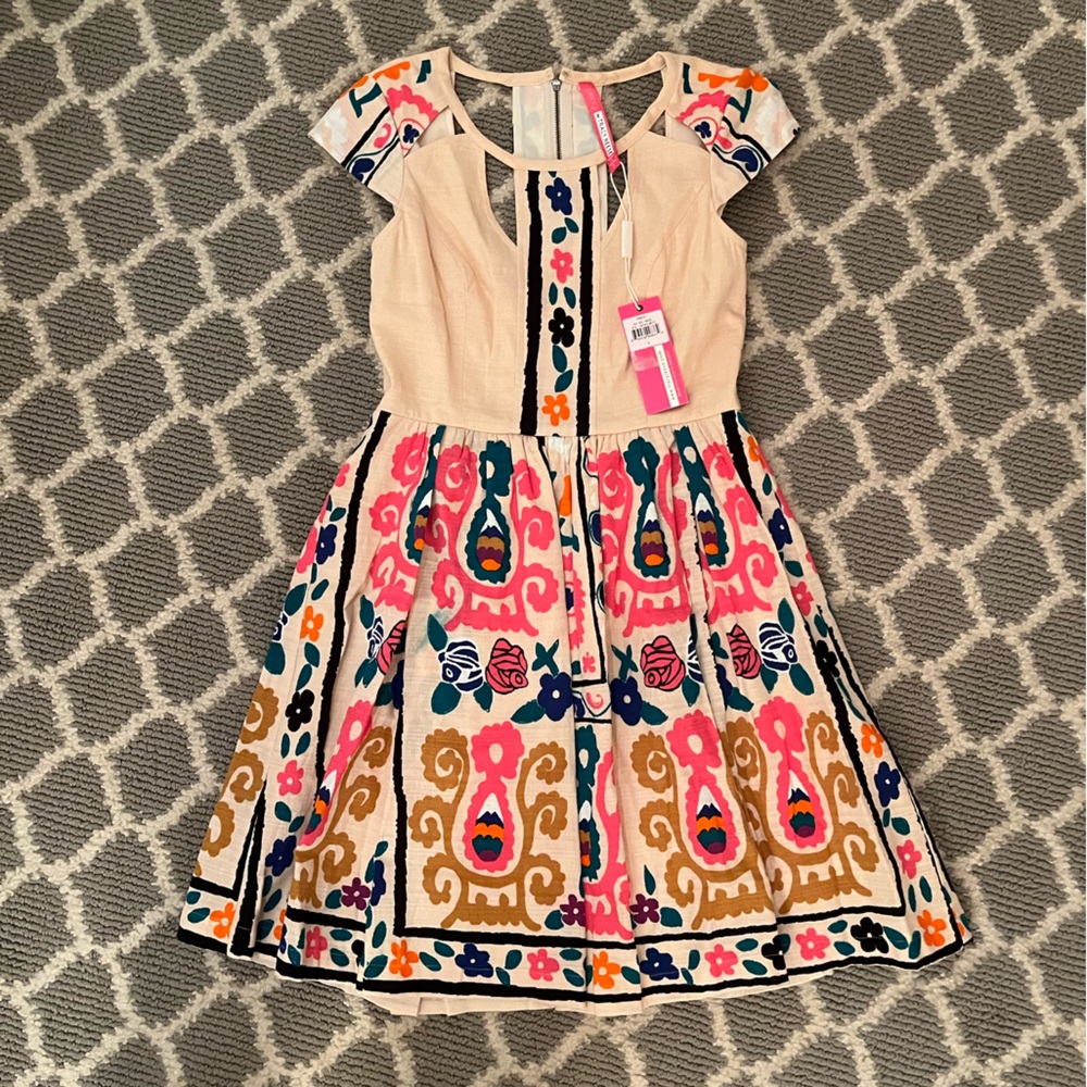 NWT PLENTY by TRACY REESE Mini Dress with Floral design and Cutouts